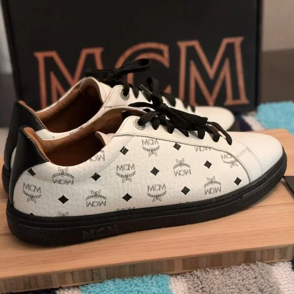 MCM White Black Logo Low-Top Sneakers - Picture 12 of 13